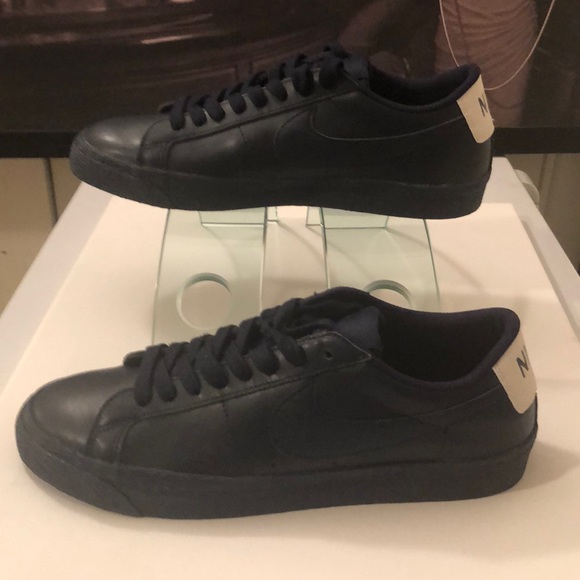 NIKE SB ZOOM SNEAKERS - Picture 5 of 8